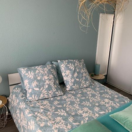 Chambre Le Cres Luaran gambar